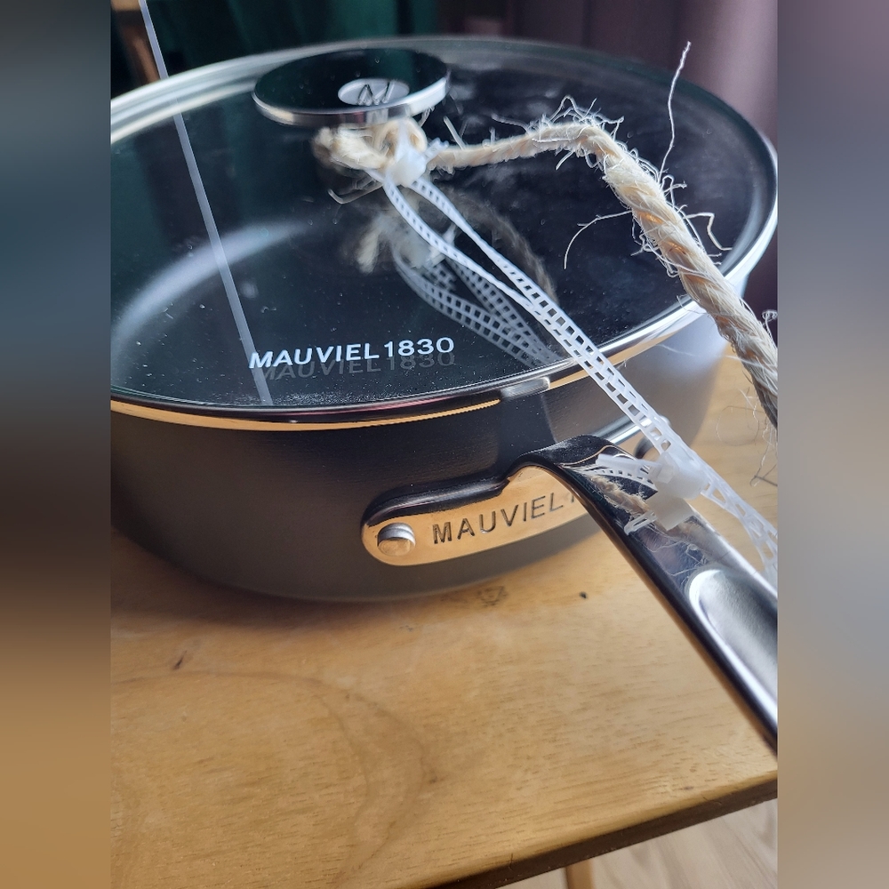Brand New Mauviel 10 inch Pan with Lid